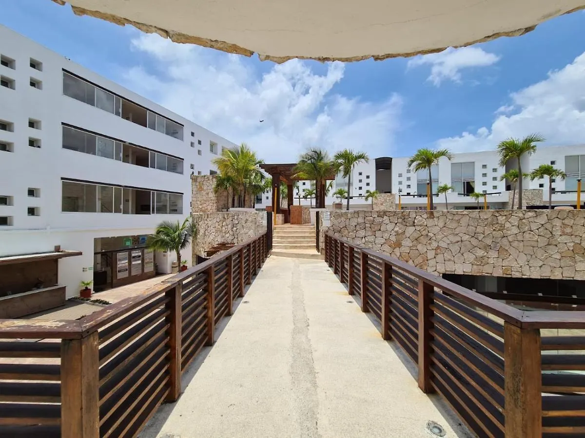 Plaza Paraiso By Riviera Rentals Playa del Carmen 0*,